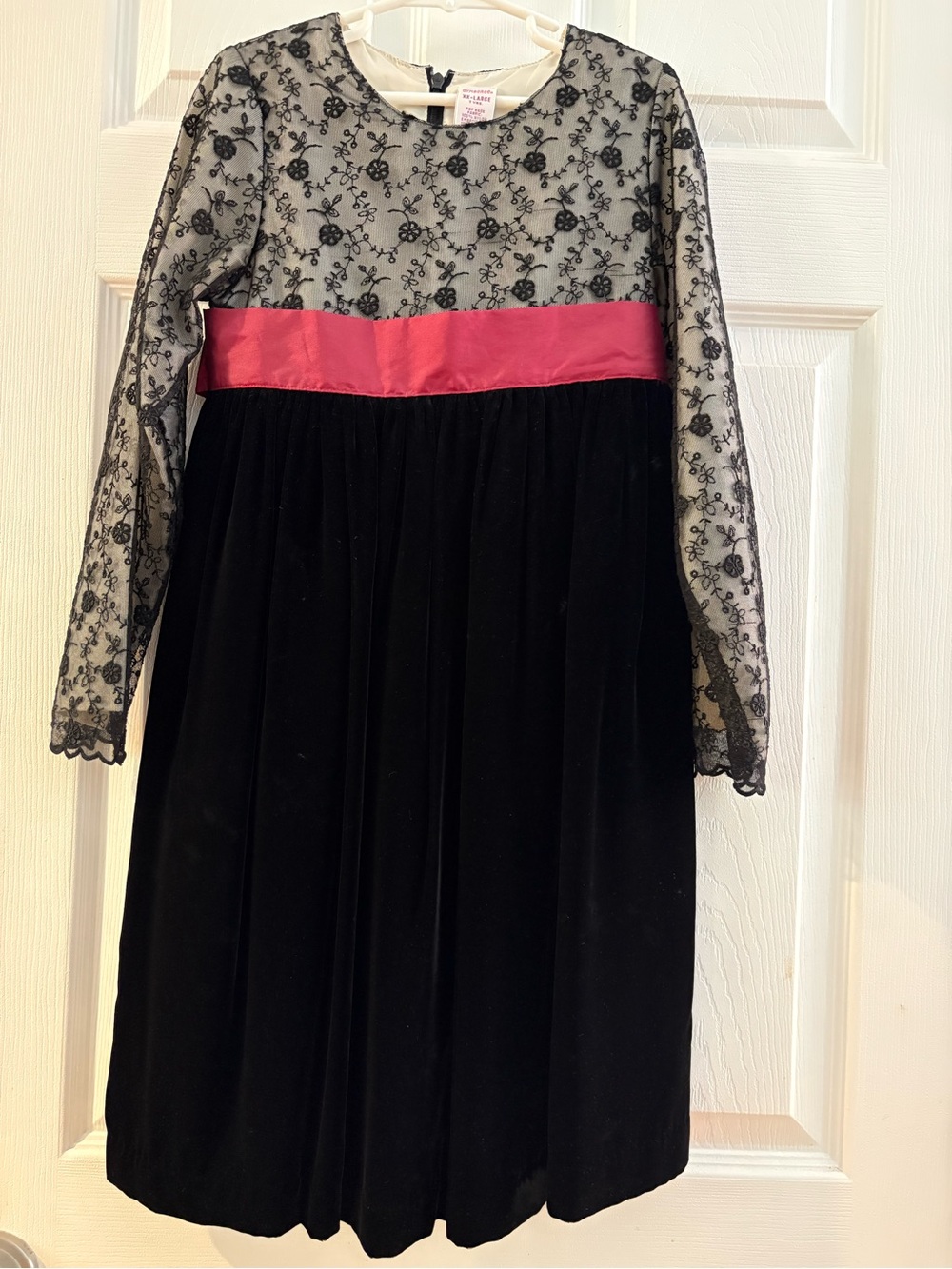 Gymboree Black Velvet Dress size 7 xx large.